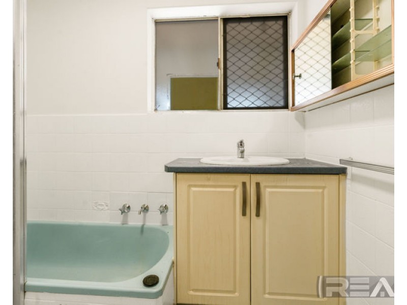 8 Benton Court, Modbury SA 5092