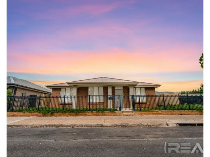 210 Newton Boulevard, Munno Para SA 5115