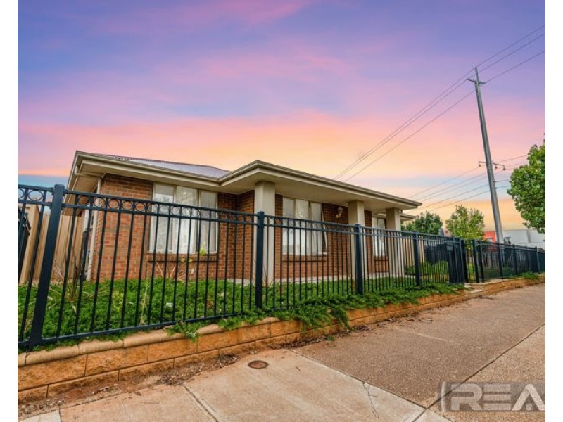 210 Newton Boulevard, Munno Para SA 5115