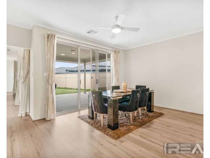 210 Newton Boulevard, Munno Para SA 5115