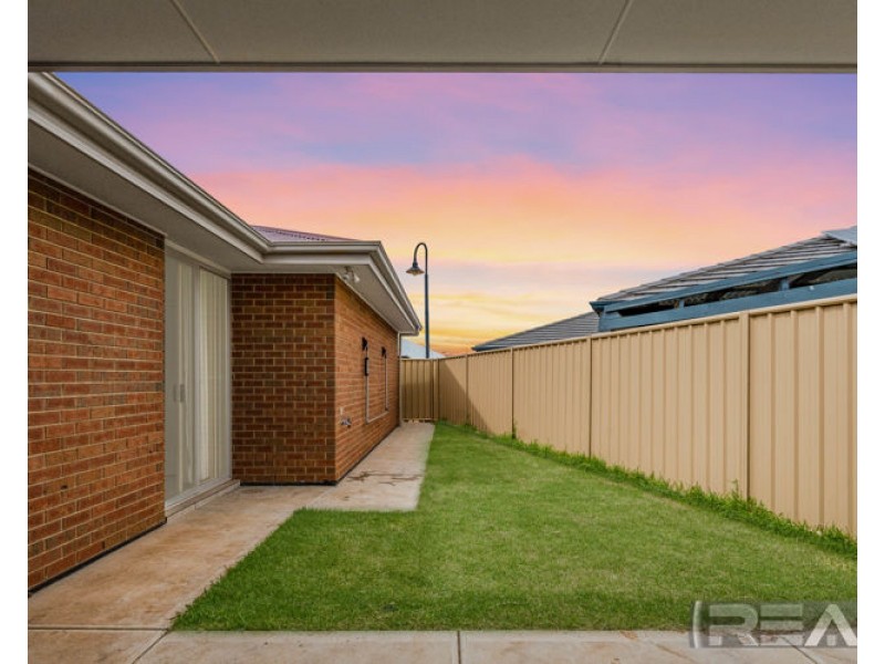 210 Newton Boulevard, Munno Para SA 5115