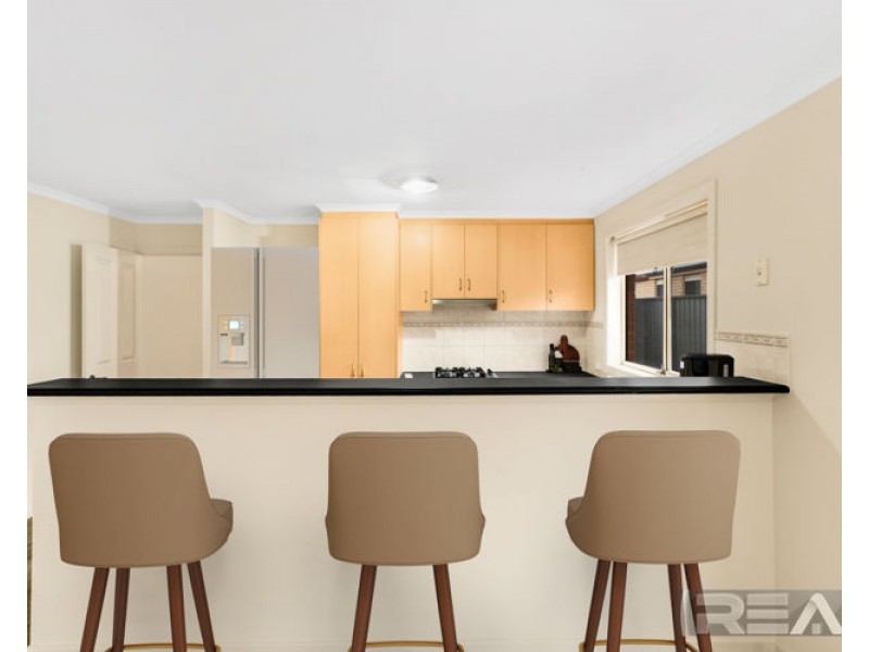 63 Lakeside Drive, Andrews Farm SA 5114