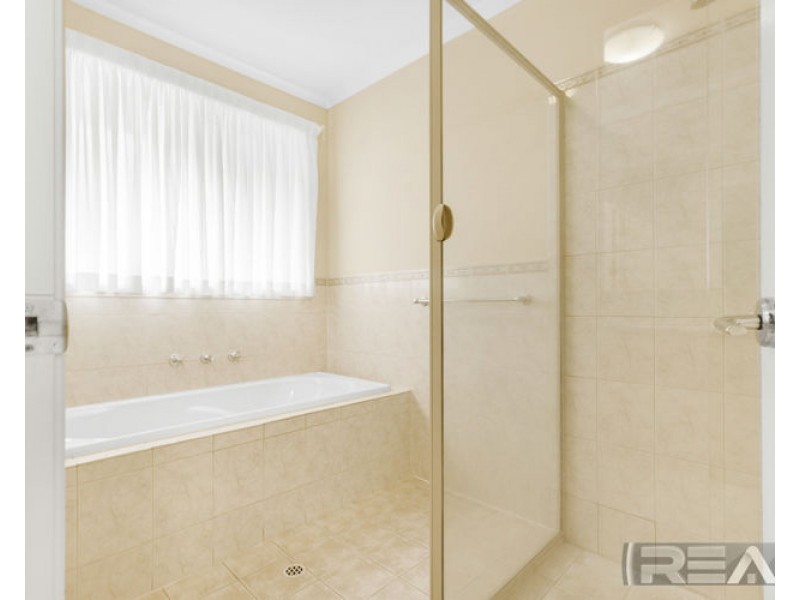 63 Lakeside Drive, Andrews Farm SA 5114