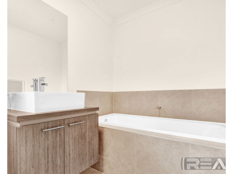 5 Senna Avenue, Andrews Farm SA 5114