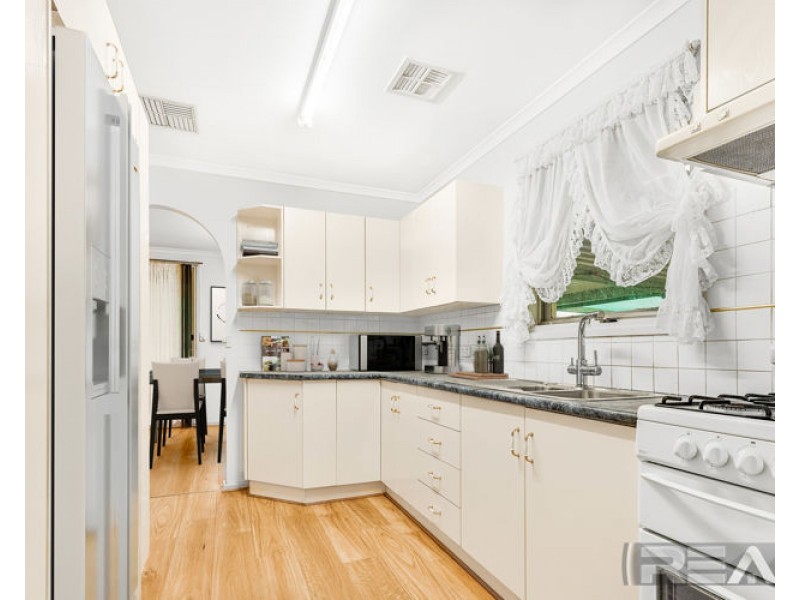 14 McCullogh Street, Elizabeth Downs SA 5113