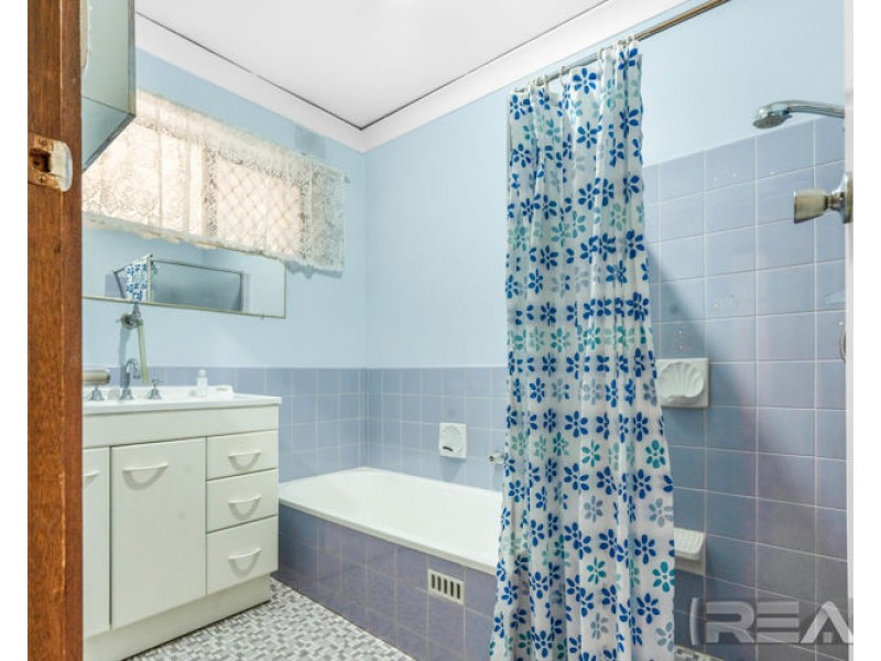 130 McIntyre Road, Gulfview Heights SA 5096