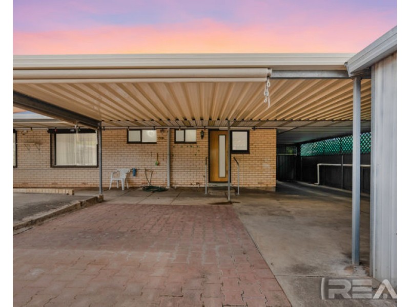 130 McIntyre Road, Gulfview Heights SA 5096
