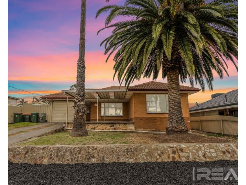 33 Opal Road, Morphett Vale SA 5162