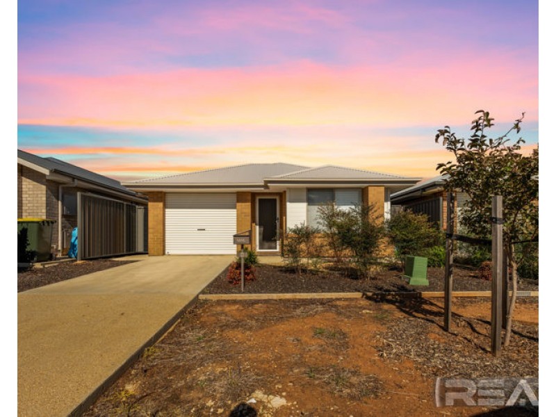 8 Myrta Avenue, Andrews Farm SA 5114