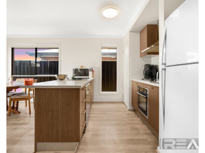 8 Myrta Avenue, Andrews Farm SA 5114