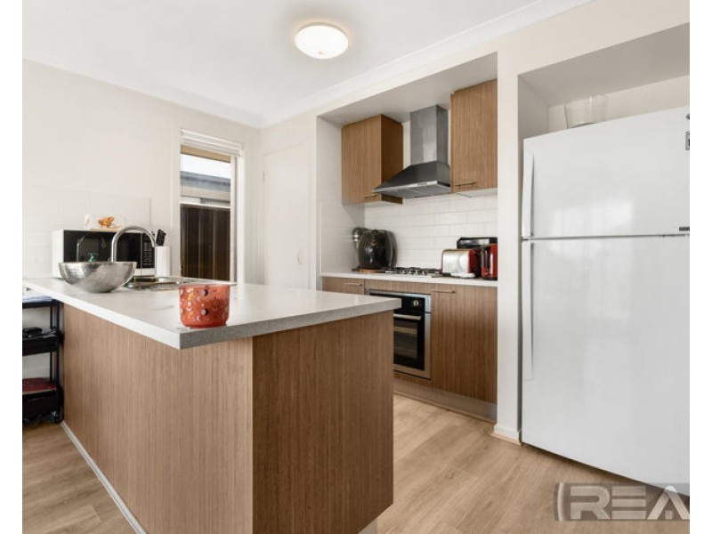 8 Myrta Avenue, Andrews Farm SA 5114