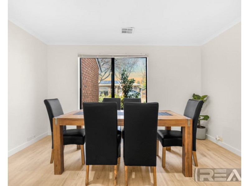 11 Crouchen Court, Wynn Vale SA 5127