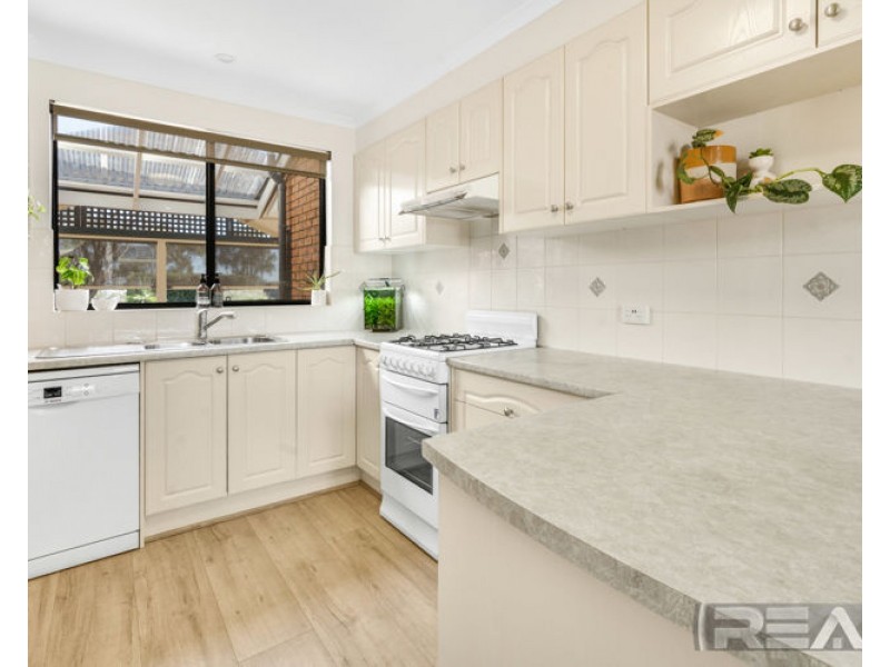 11 Crouchen Court, Wynn Vale SA 5127