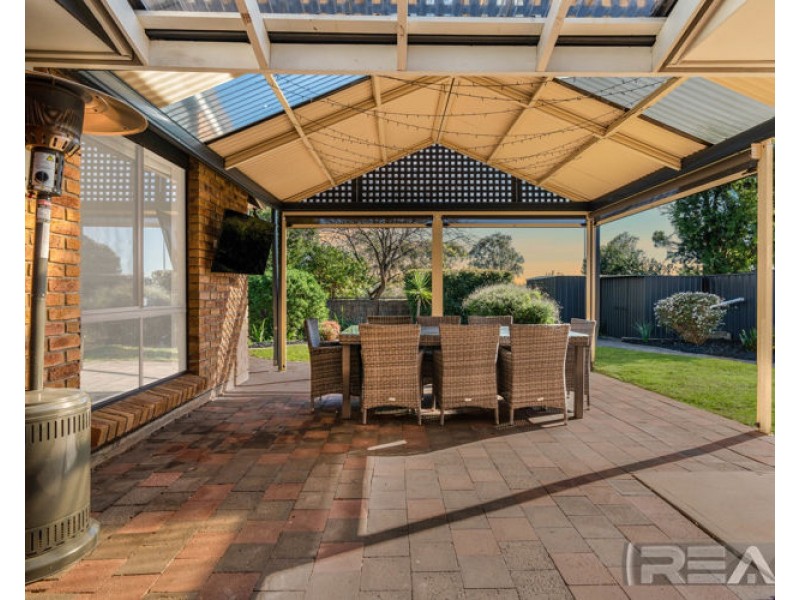 11 Crouchen Court, Wynn Vale SA 5127