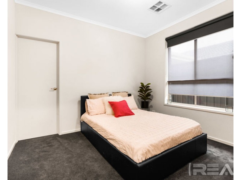 14 Robertson Street, Evanston Gardens SA 5116