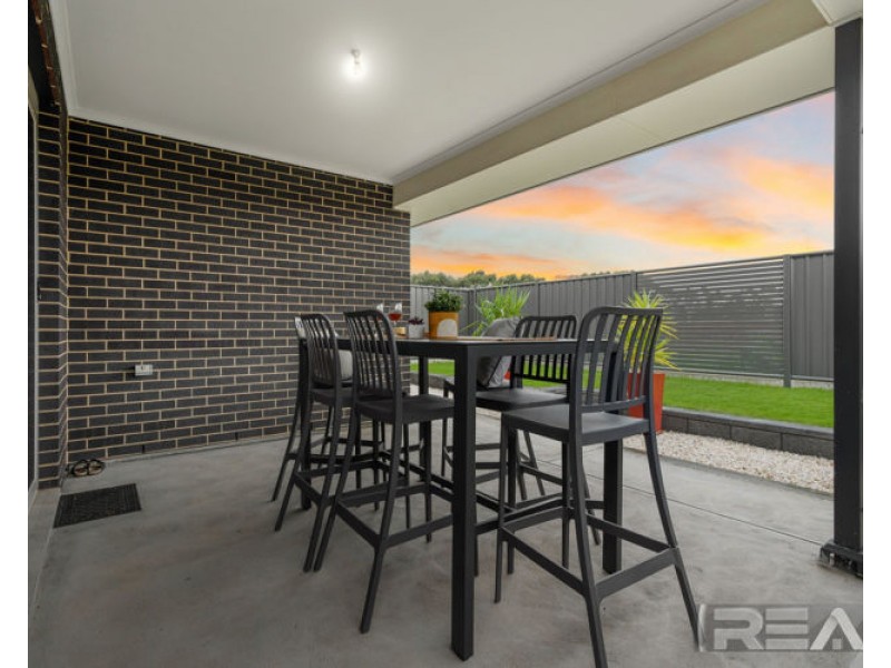 14 Robertson Street, Evanston Gardens SA 5116