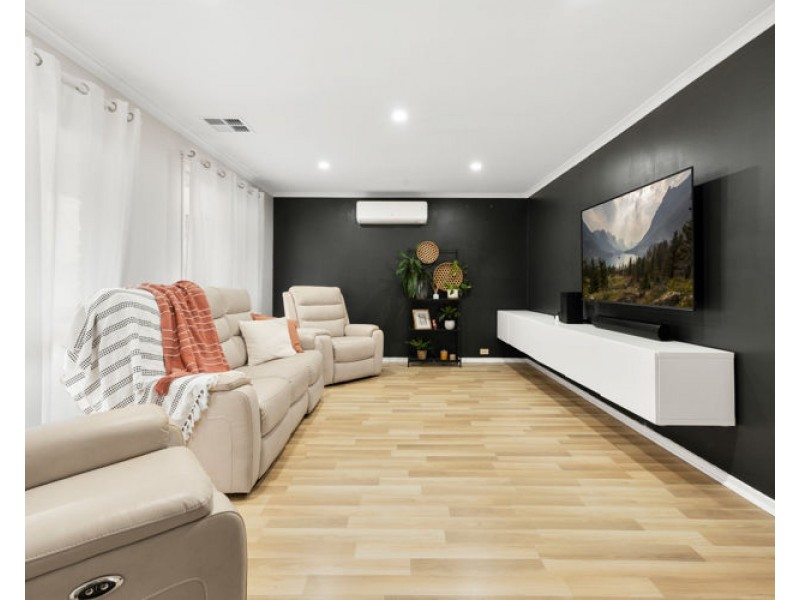 24 Grandview Drive, Hillbank SA 5112