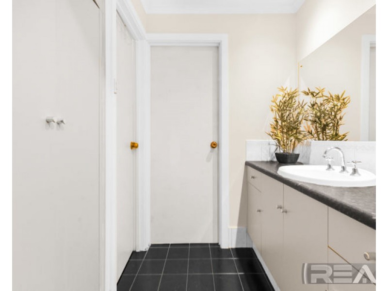 5 Giradof Street, Paralowie SA 5108