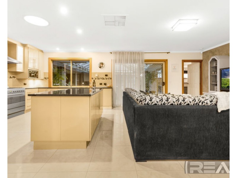 7 Carriage Way, Gulfview Heights SA 5096