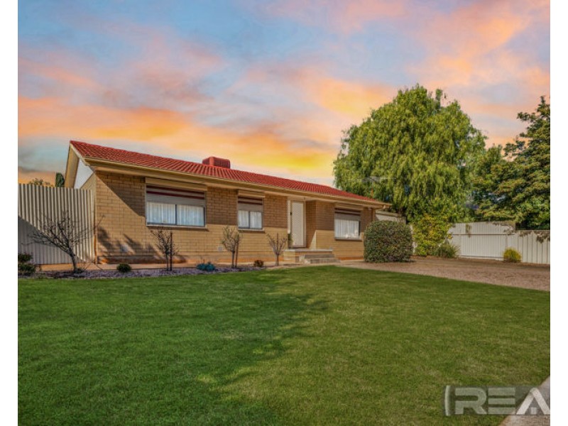 30 Barrington Road, Elizabeth Downs SA 5113