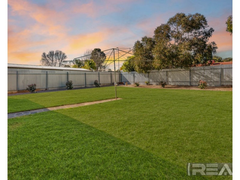 30 Barrington Road, Elizabeth Downs SA 5113