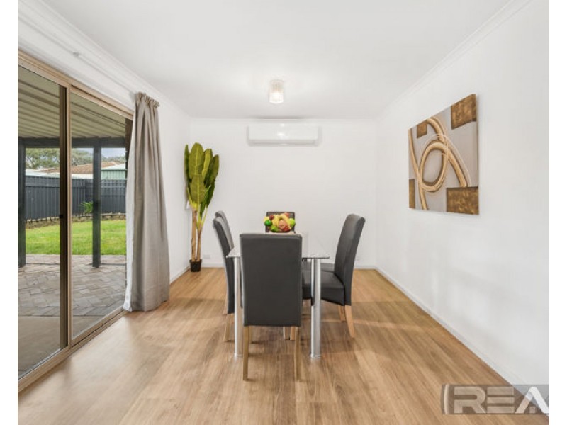 43 President Avenue, Andrews Farm SA 5114