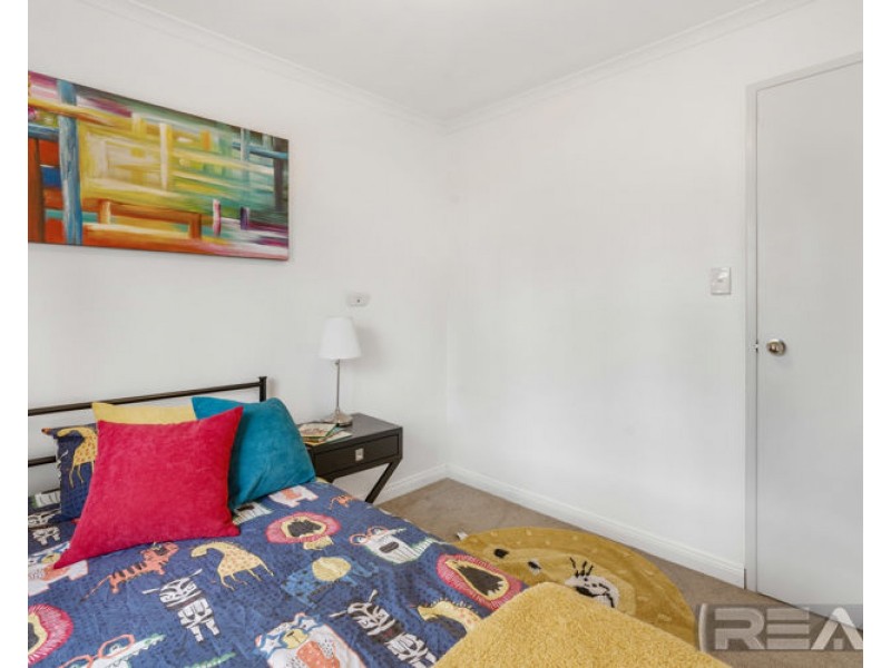 43 President Avenue, Andrews Farm SA 5114