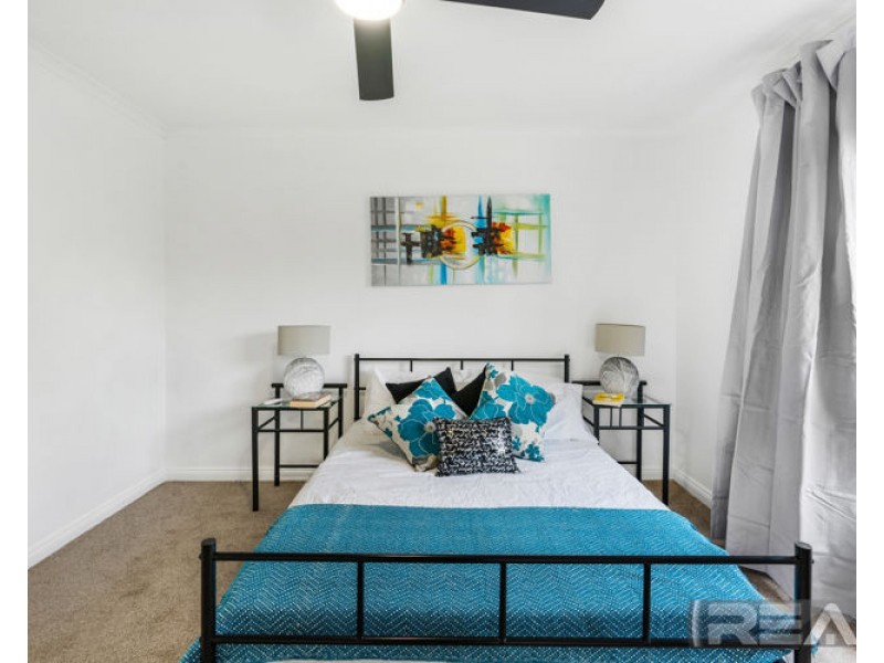 43 President Avenue, Andrews Farm SA 5114