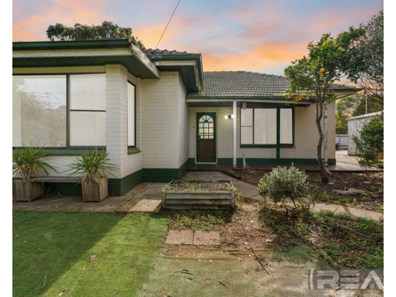 32 Hewitt Road, Elizabeth South SA 5112