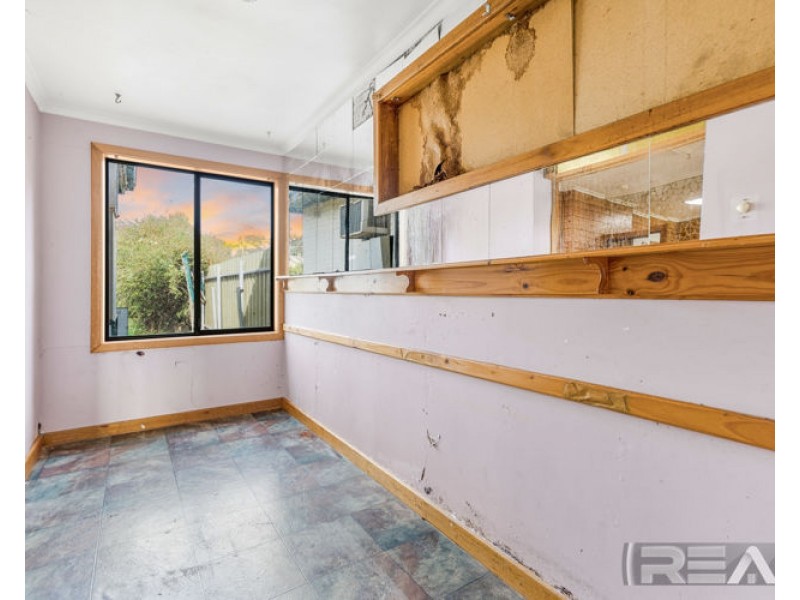 32 Hewitt Road, Elizabeth South SA 5112