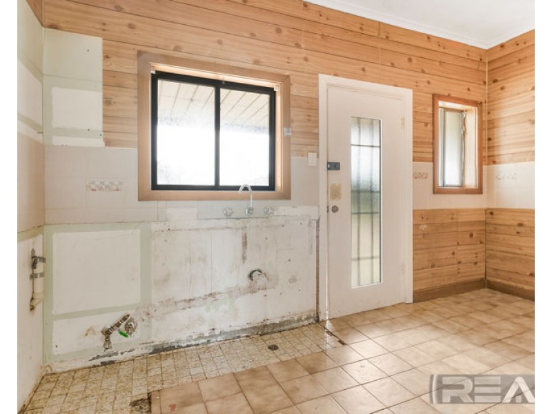 32 Hewitt Road, Elizabeth South SA 5112