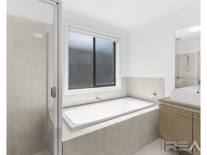 16 Senna Avenue, Andrews Farm SA 5114