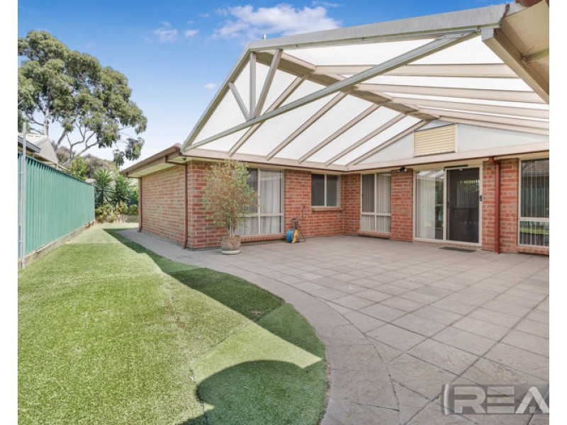 25 Rochester Drive, Salisbury Heights SA 5109