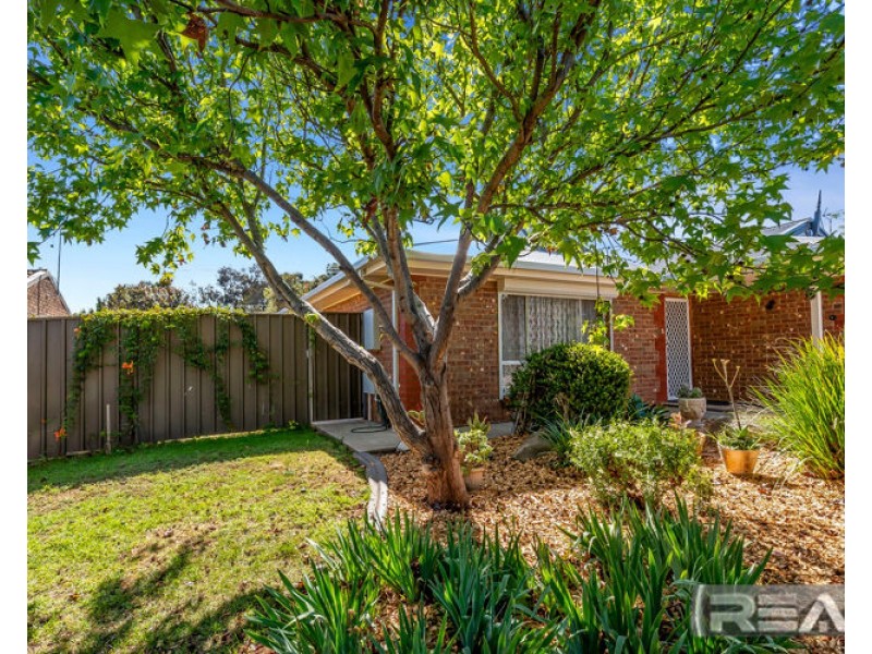 4 Sunshine Place, Blakeview SA 5114