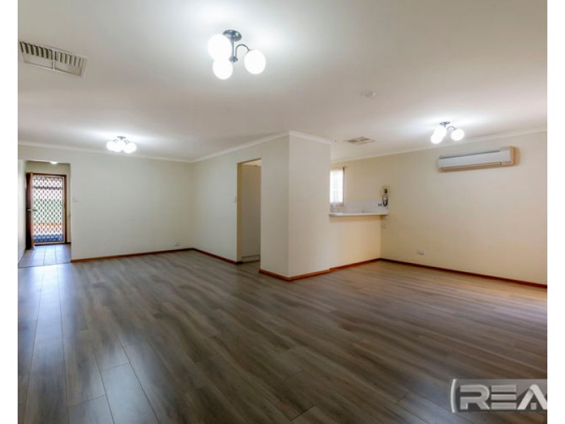 4 Sunshine Place, Blakeview SA 5114