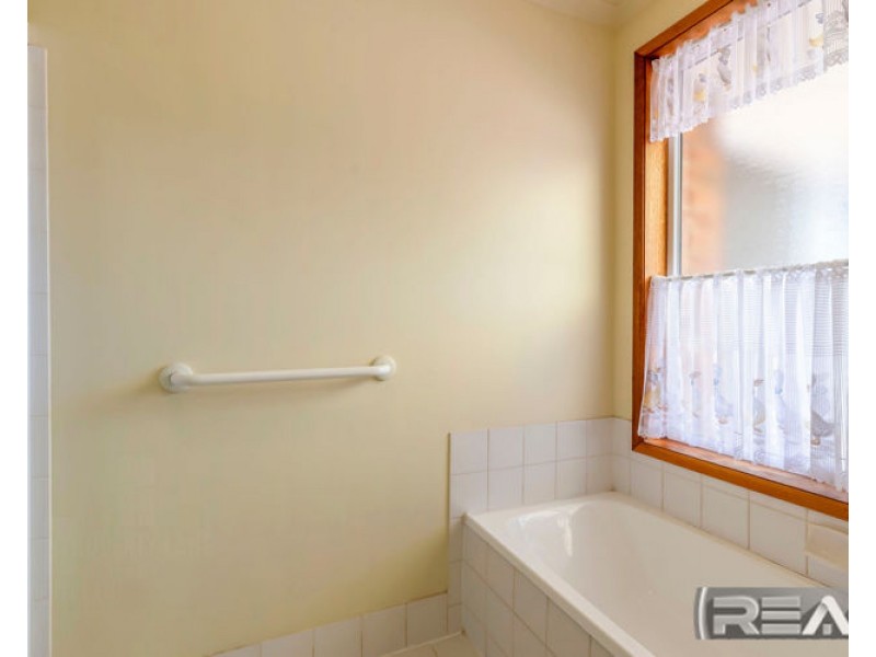 4 Sunshine Place, Blakeview SA 5114
