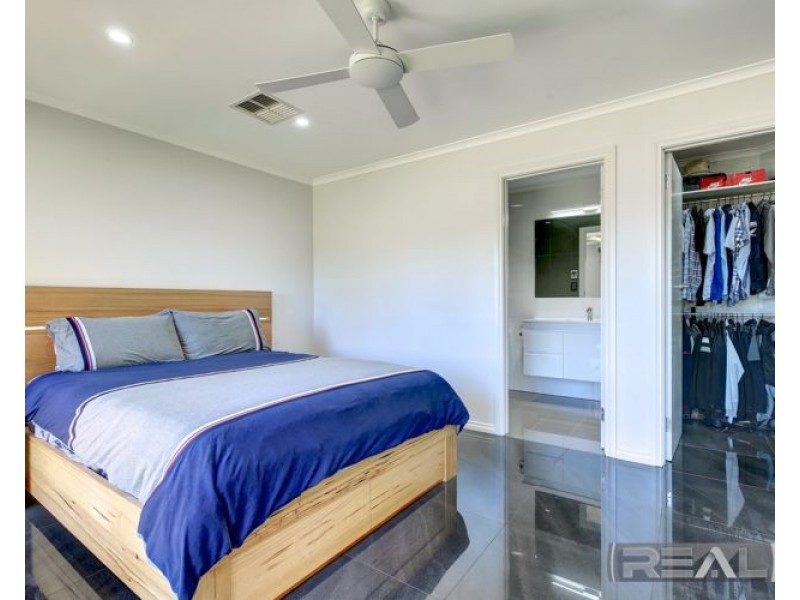 11 Mallett Avenue, Brahma Lodge SA 5109