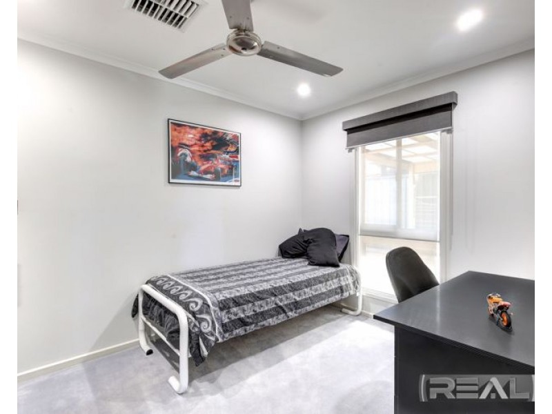 11 Mallett Avenue, Brahma Lodge SA 5109