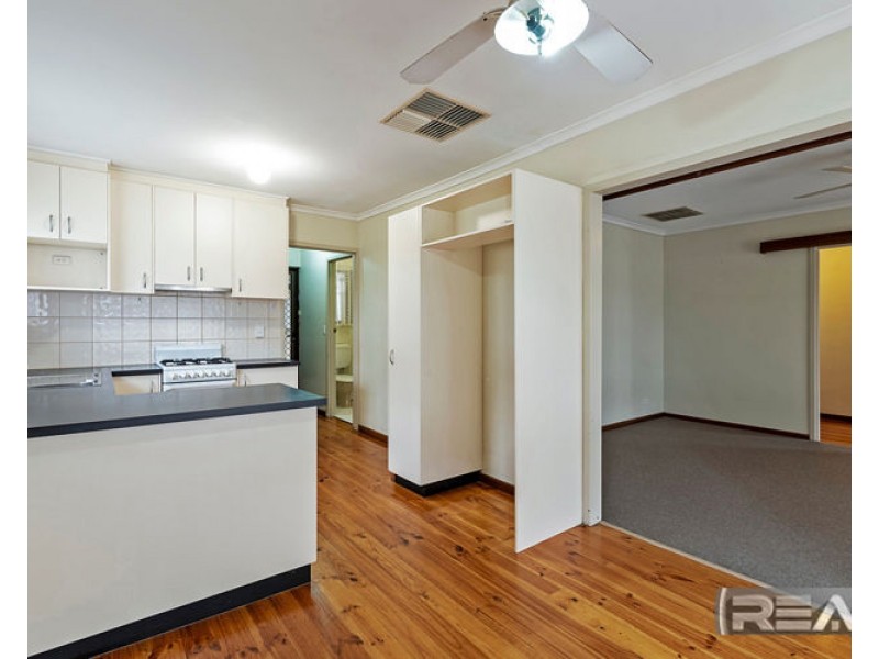 4 Jessica Street, Salisbury East SA 5109