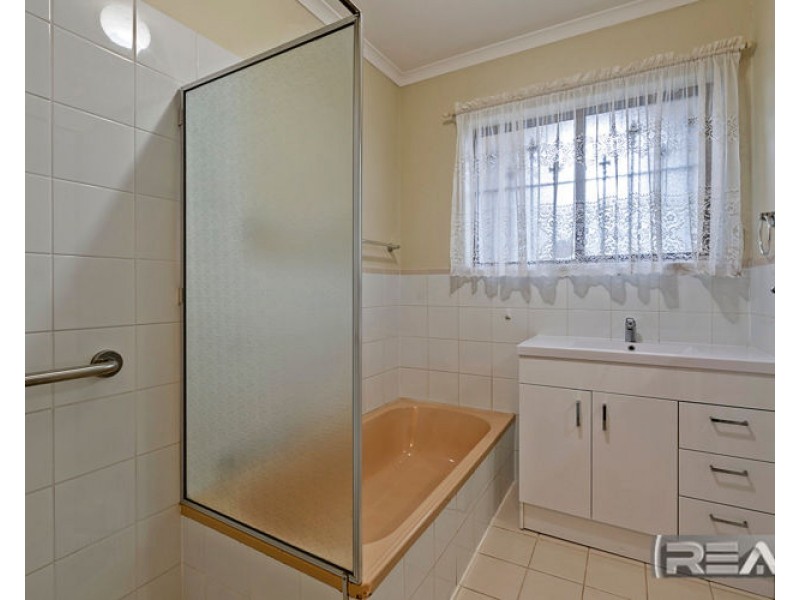 4 Jessica Street, Salisbury East SA 5109