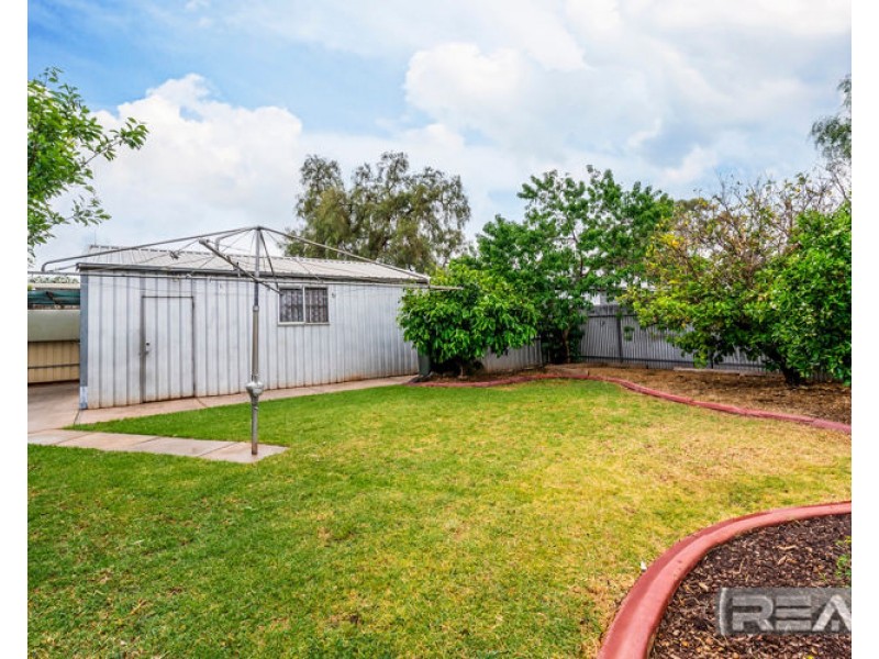 4 Jessica Street, Salisbury East SA 5109