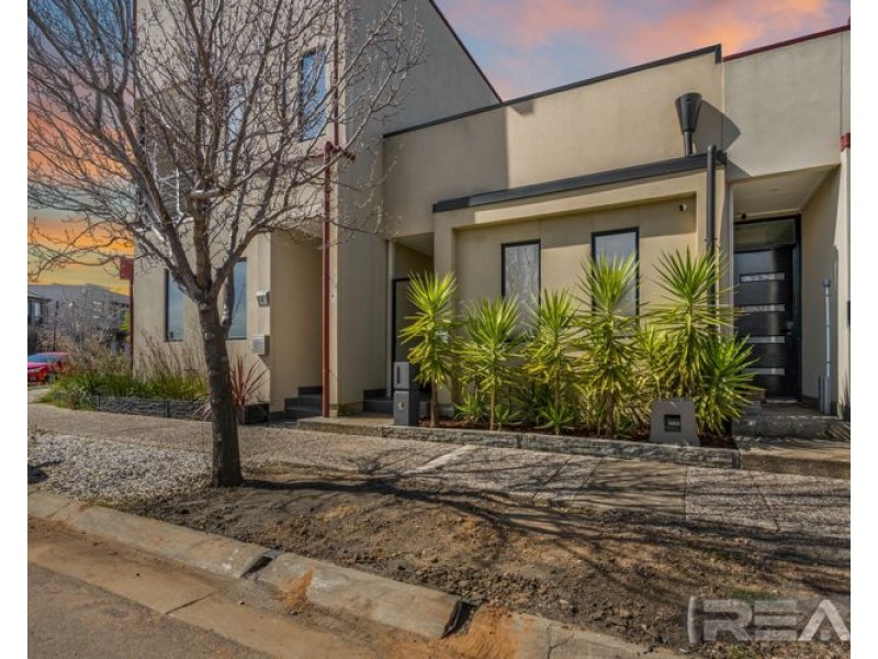15 MacKenzie Circuit, Mawson Lakes SA 5095