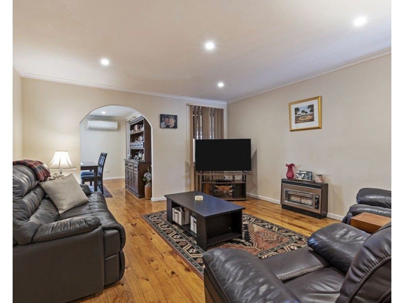 23 Illalong Crescent, Munno Para SA 5115