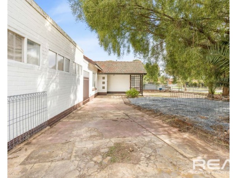 56 Ridley Road, Elizabeth South SA 5112