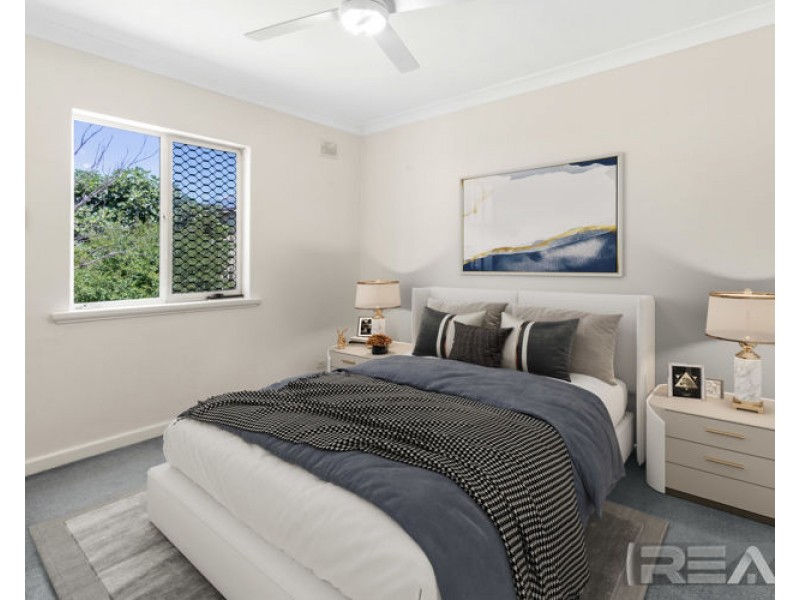 7 Sturt Road, Valley View SA 5093