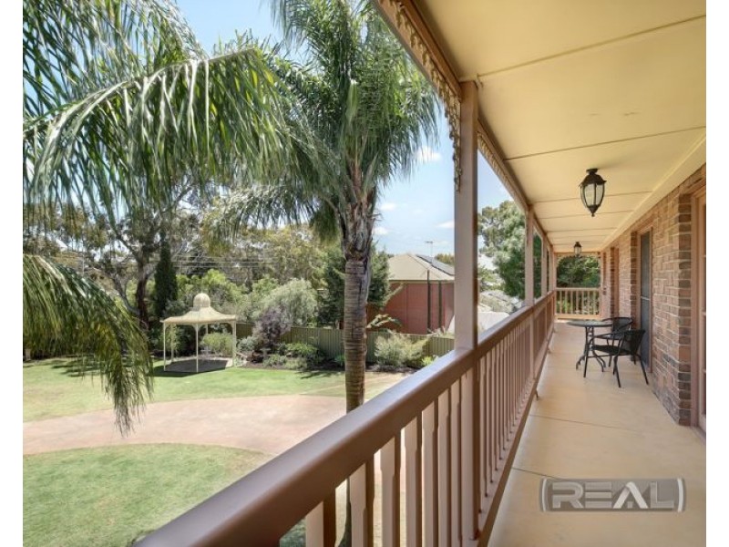 19 Hancock Road, Vista SA 5091