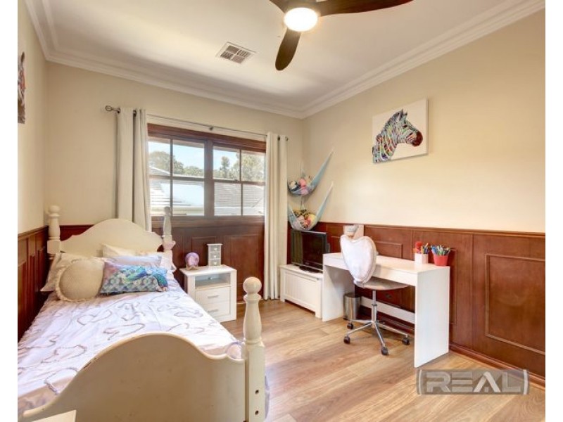 19 Hancock Road, Vista SA 5091