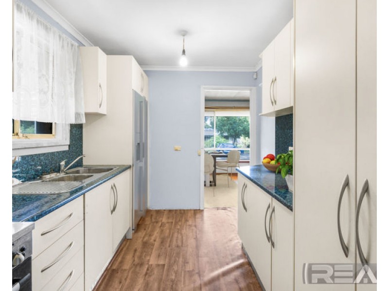 105 McKenzie Road, Elizabeth Downs SA 5113
