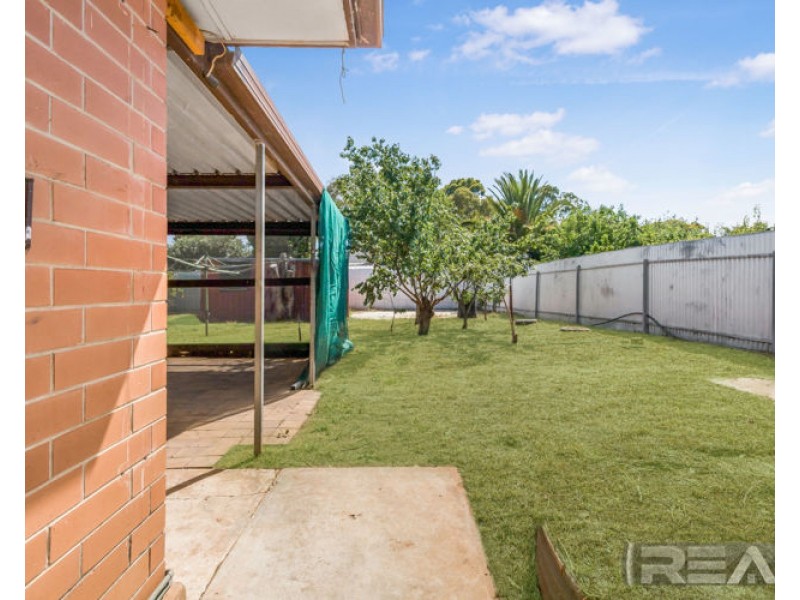 105 McKenzie Road, Elizabeth Downs SA 5113