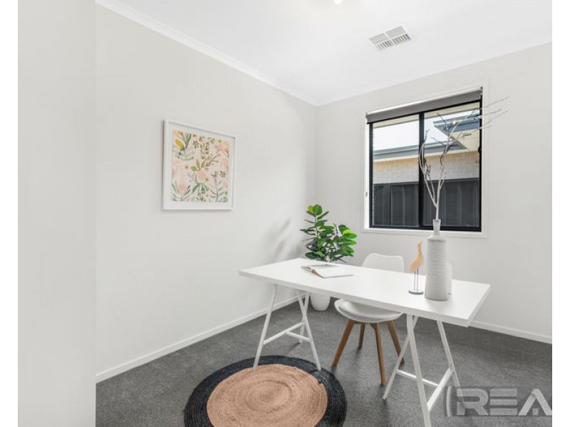 16 John Circuit, Angle Vale SA 5117